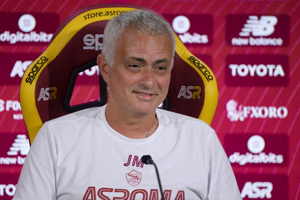 MOURINHO CONFERENZA STAMPA PRE JUVE ROMA