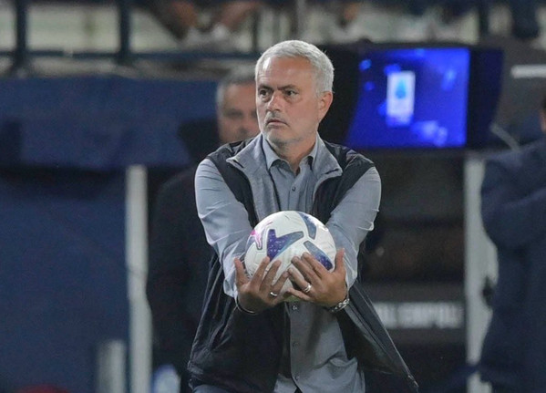 Mourinho Empoli Roma