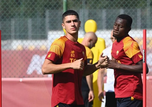 Volpato e Camara Trigoria