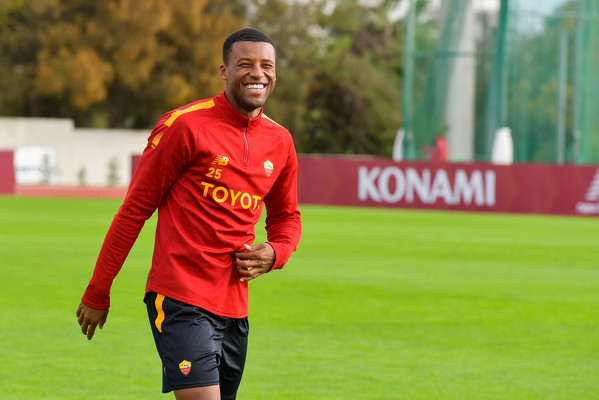 sorriso wijnaldum allenamento