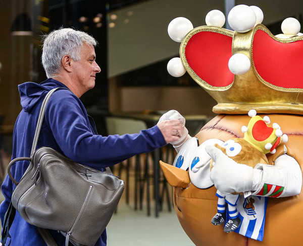 mourinho mascotte txurdin real sociedad