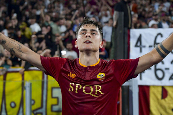 dybala curva sud roma spezia