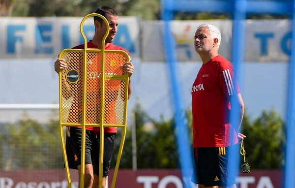 albufeira allenamento mourinho foti