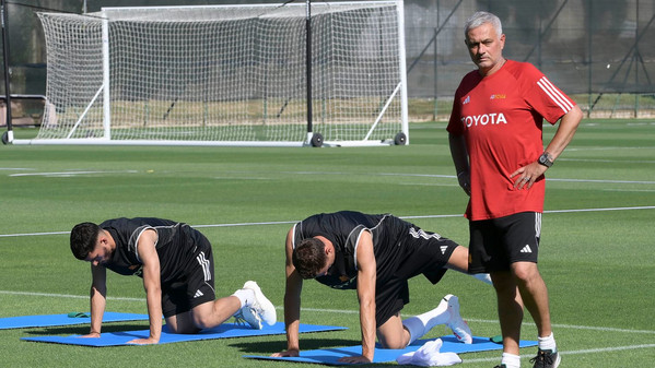 mourinho aouar e matic trigoria