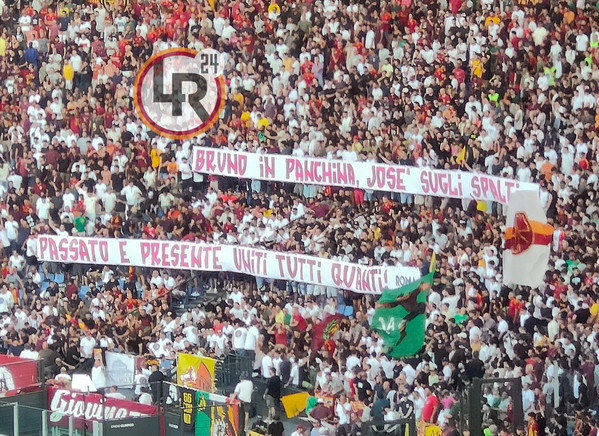 striscione conti mourinho