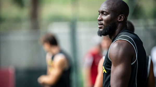 lukaku allenamento