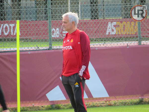 mourinho trigoria rifinitura