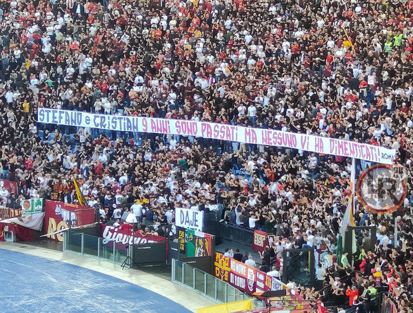 roma-monza stadio olimpico curva sud striscione stefano cristian