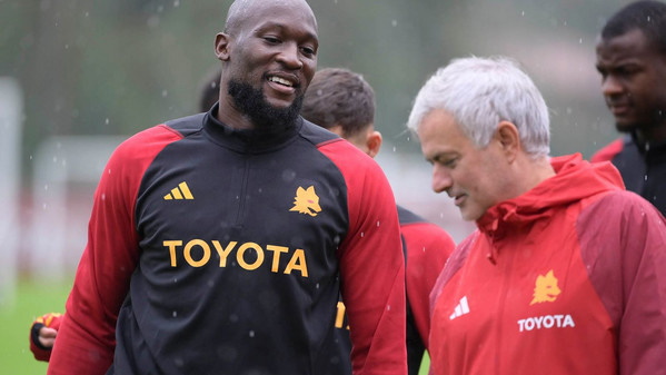 lukaku e mourinho trigoria