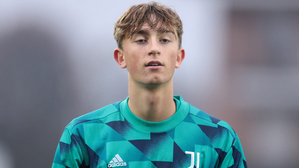 Dean_Huijsen_Juventus