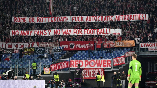 striscione bayern