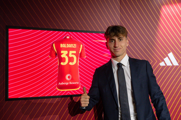 AS Roma Unveil New Signing Tommaso Baldanzi