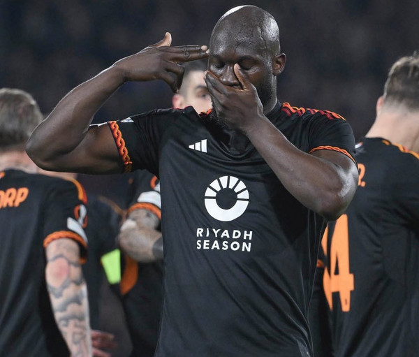 lukaku esultanza feyenoord roma