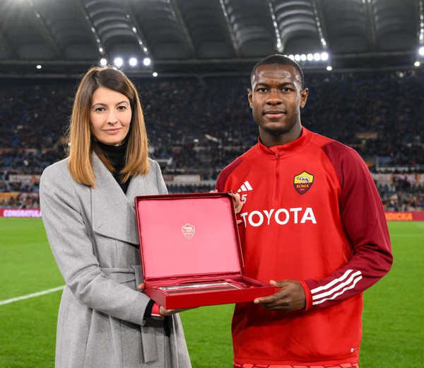 ndicka e souloukou premio