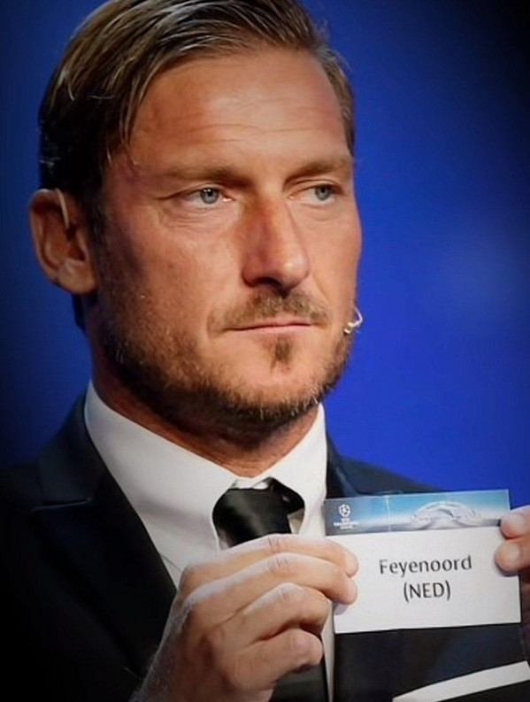 totti feyenoord twitter