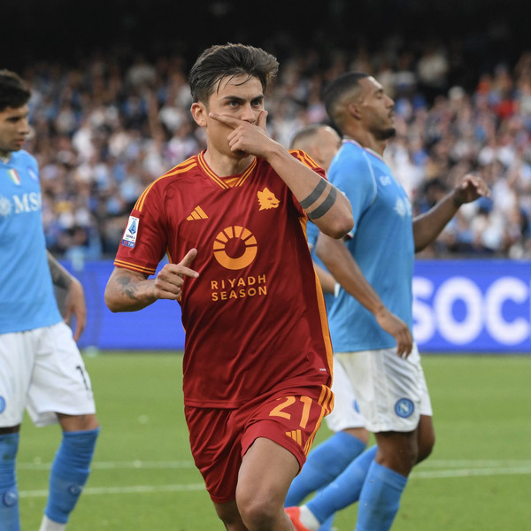 dybala mask napoli roma