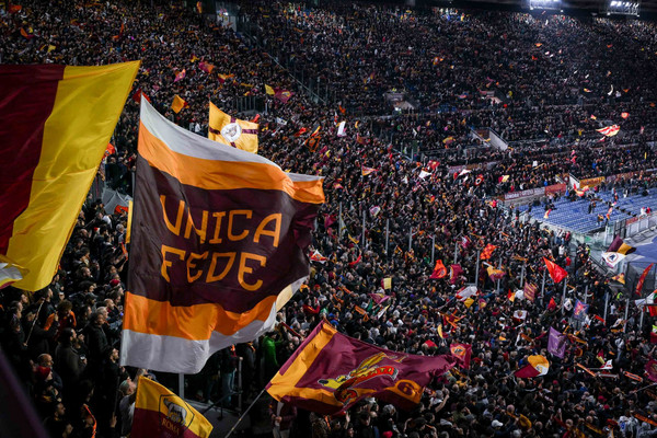 roma-bayer leverkusen tifosi