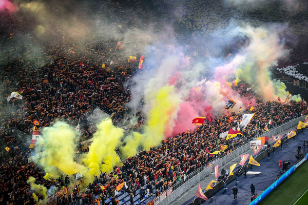 roma-bayer leverkusen tifosi