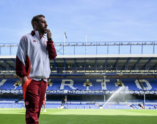 de rossi everton roma