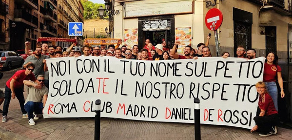 striscione roma club madrid de rossi