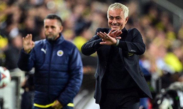 mourinho fenerbahce-manchester united europa league