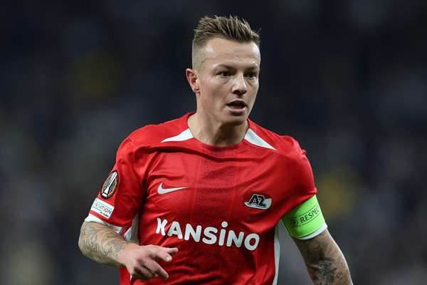 London, UK. 24th Oct, 2024. Jordy Clasie of AZ Alkmaar during the UEFA Europa League match at the Tottenham Hotspur Stadium, London. Picture credit should read: Paul Terry/Sportimage Credit: Sportimage Ltd/Alamy Live News