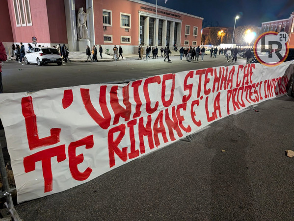 Striscione Roma Genoa