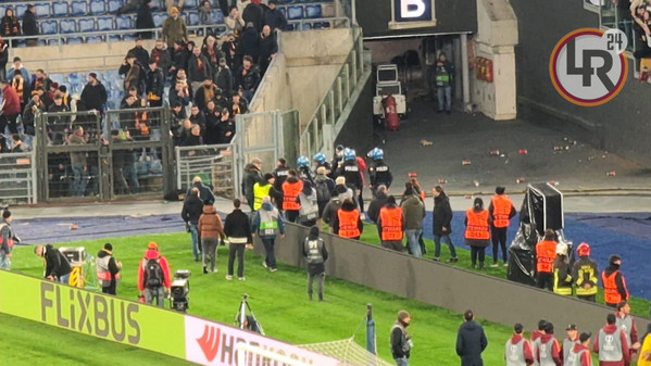 roma-eintracht francoforte invasione polizia