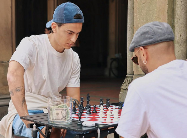 dybala scacchi new york