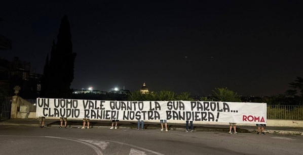 Striscione tifosi Ranieri