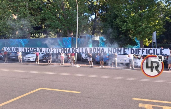 amichevole roma-cannes striscione tifosi tre fontane