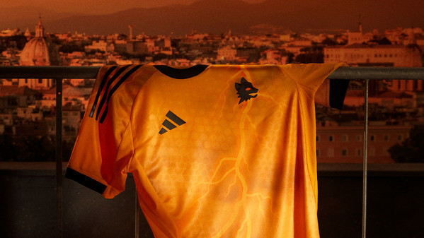 ADIDAS_ROMA_AWAY-0055-16x9