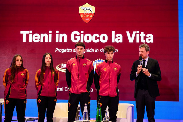 tieni in gioco la vita as roma