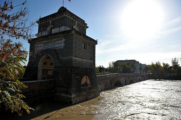ponte milvio